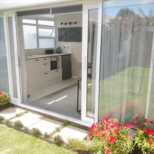 Apartment Tranquil Garden, Tauranga